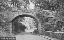 The Ivy Bridge c.1955, Eggleston