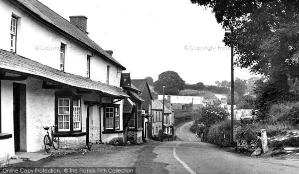 Photo of Eglwyswrw, The Village c.1955