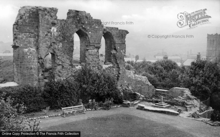 Photo of Egremont, Castle, The Ruins c.1939