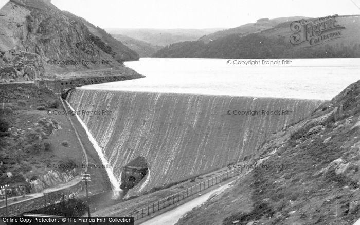 Photo of Elan Valley, Caban Coch Dam c.1955