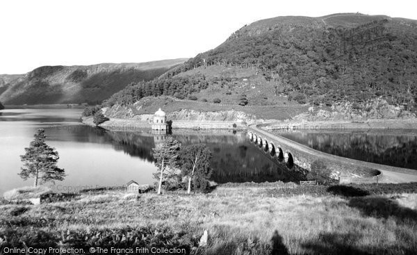Photo of Elan Valley, Garreg Ddu Dam c.1960