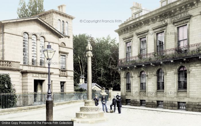 Photo of Elgin, Little Cross 1890