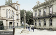 Little Cross 1890, Elgin