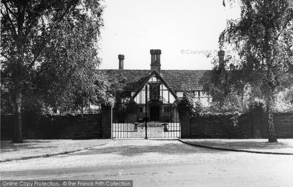Photo of Ellens Green, Ellens House c.1965