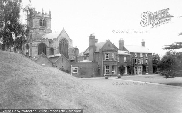 Photo of Ellesmere, Ellesmere House And The Church c.1960