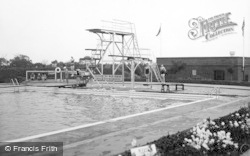 Rivacre Baths, Overpool c.1935, Ellesmere Port