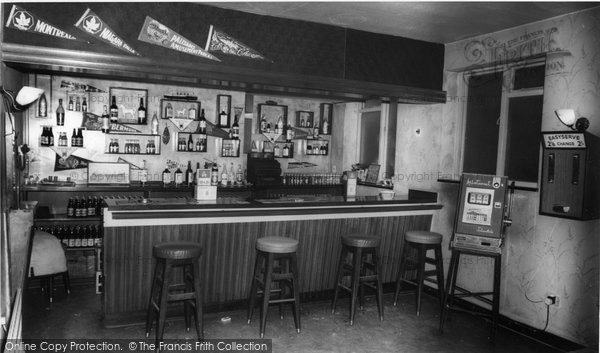 Photo of Ellesmere Port, The Bar, Stella Maris Seamens Club c.1965