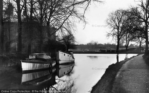 Photo of Ellesmere, The Canal Basin c.1955