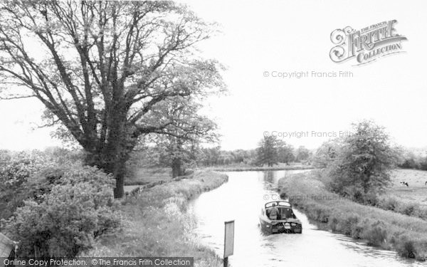 Photo of Ellesmere, The Canal c.1960