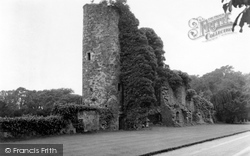 Ellon Castle 1950, Ellon