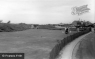 Putting Green c.1965, Elmer