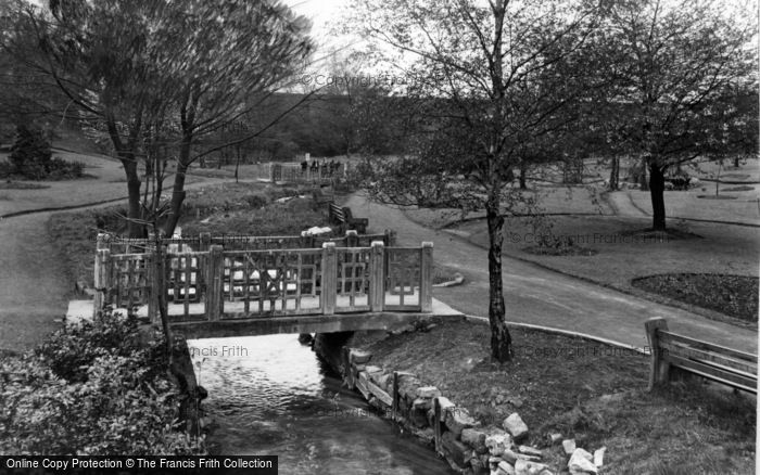 Photo of Elsecar, The Bridges, The Park c.1955