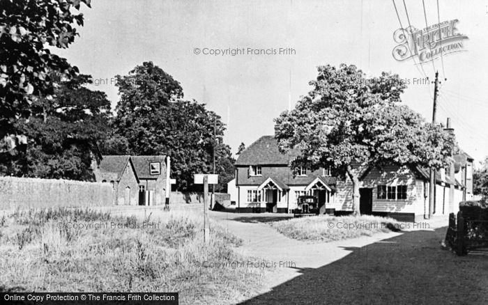 Photo of Elstead, The Woolpack c.1955