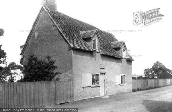 Photo of Elstow, Bunyan's Cottage 1897