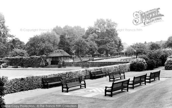 Photo of Eltham, Pleasaunce Gardens c1960