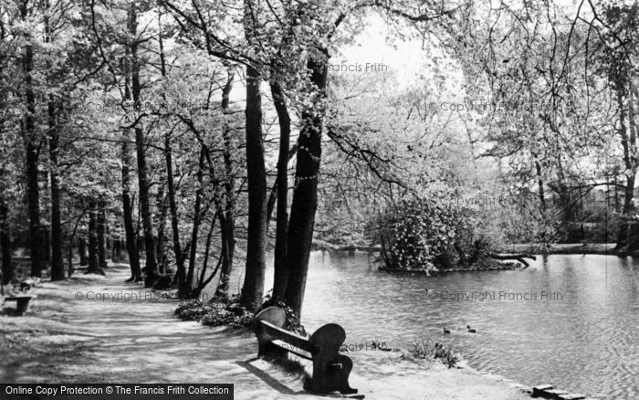Photo of Eltham, Tarn Park c.1955