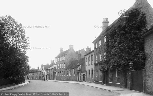 Photo of Ely, St Mary's Street 1925