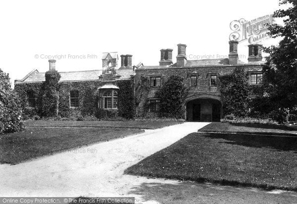 Photo of Endsleigh, Green, The Schools 1908