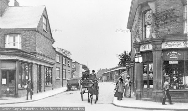 Photo of Enfield, Ordnance Road c.1900