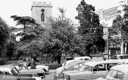 St Andrew's Parish Church c.1965, Enfield