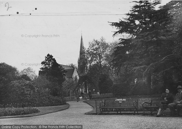 Photo of Enfield, The Gardens, Chase Side c.1950