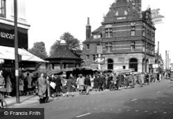 The Market Square c.1950, Enfield