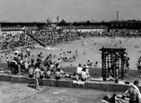 The Open Air Swimming Pool c.1955, Enfield