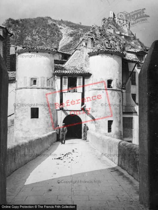 Photo of Entrevaux, 1939