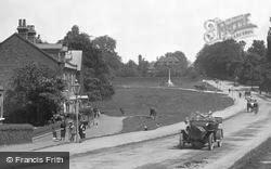 Memorial Cross And Green 1921, Epping