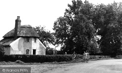 The Thatched Cottage, Bury Lane c.1955, Epping