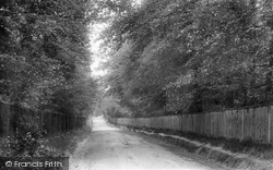 Chalk Lane 1897, Epsom