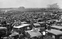 Derby Day 1928, Epsom