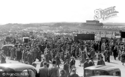 Derby Day c.1955, Epsom