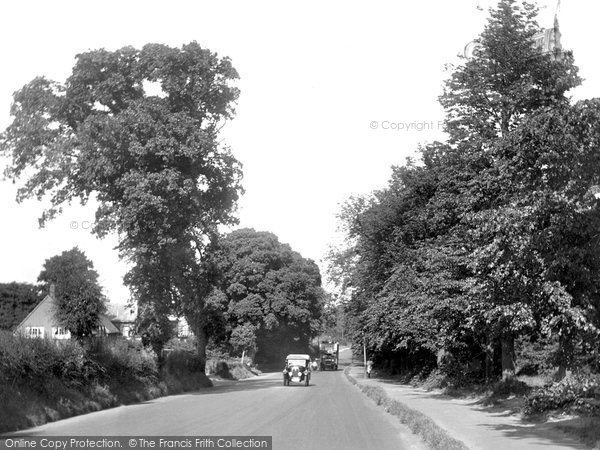 Photo of Epsom, Dorking Road 1924