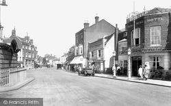 High Street 1924, Epsom