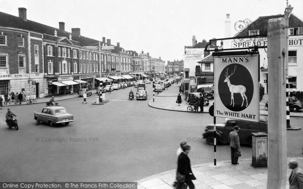 Photo of Epsom, High Street c.1960