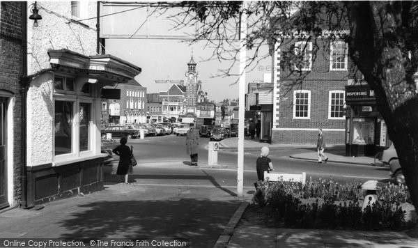 Photo of Epsom, High Street c.1960