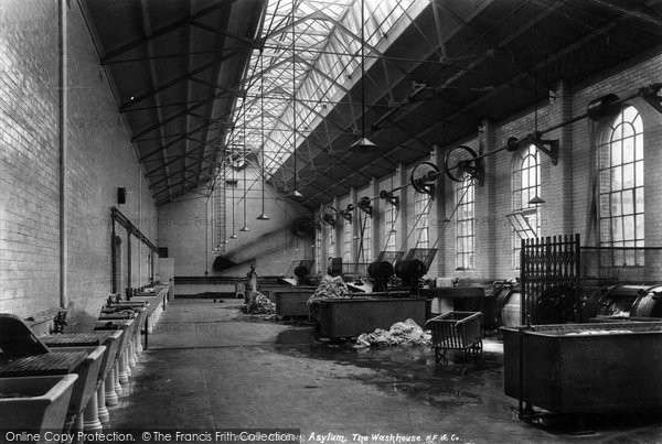 Photo of Epsom, Horton Hospital, The Washhouse 1903