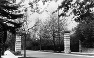 Epsom, Ruden Way from Fir Tree Road c1955