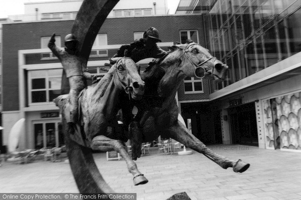 Photo of Epsom, Sculpture, Evocation Of Speed 2005