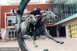 Sculpture, Evocation Of Speed 2005, Epsom