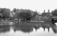 Stamford Pond 1898, Epsom