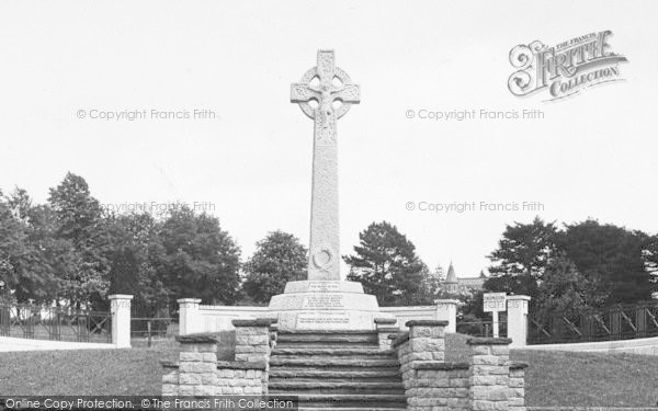 Photo of Epsom, War Memorial 1924