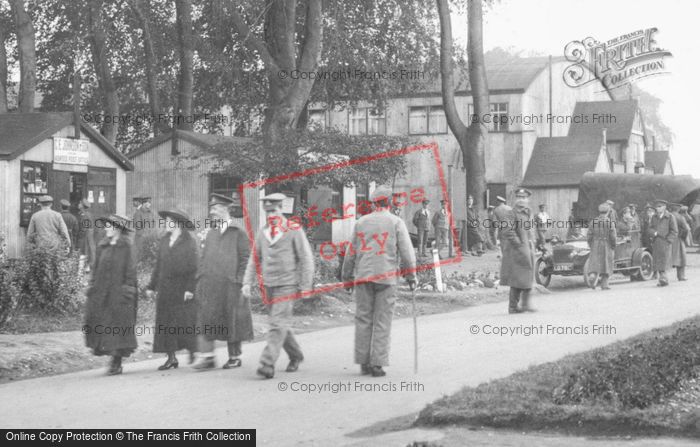 Photo of Epsom, Woodcote Pk, Soldiers And Visitors 1917