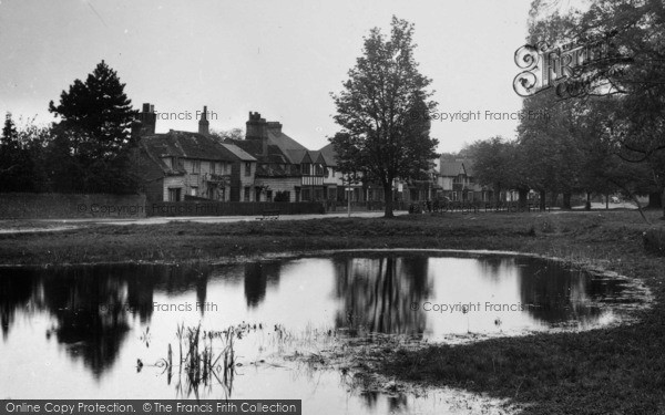 Photo of Epsom, Woodcote Pond 1938