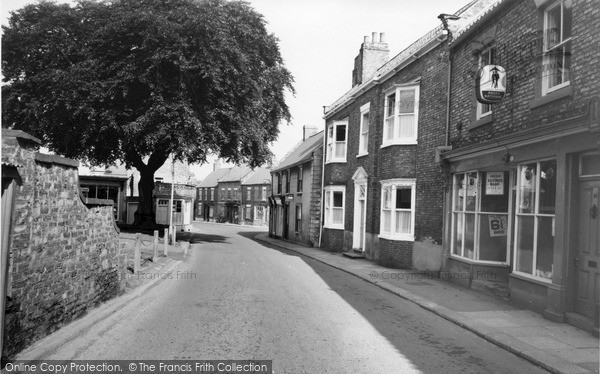 Photo of Epworth, High Street c.1965