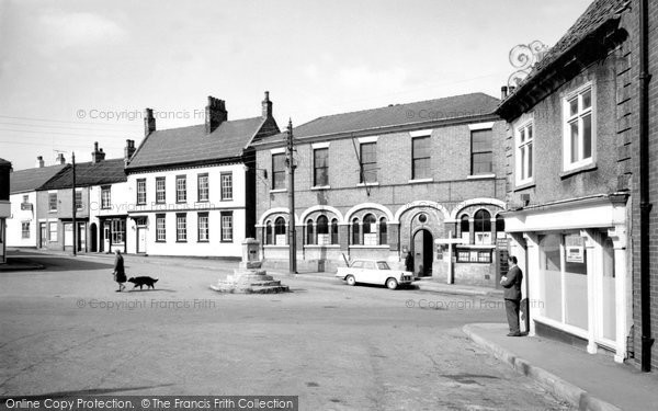 Photo of Epworth, Market Place c1965