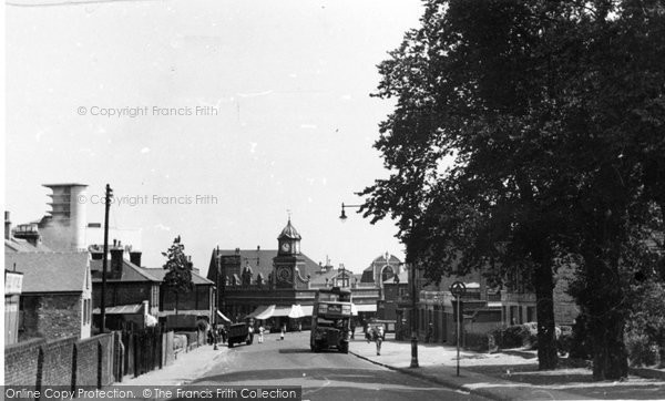 Photo of Erith, Avenue Road, Town End c.1955