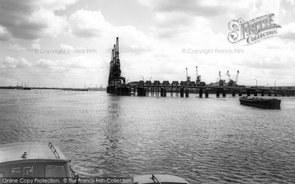 Photo of Erith, Corys Deepwater Jetty c.1960