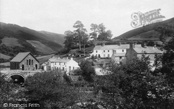 The Village 1892, Esgairgeiliog